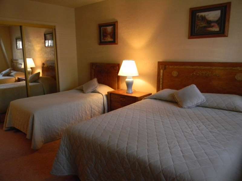 Telemark At West Village By Copper Mountain Lodging Room photo